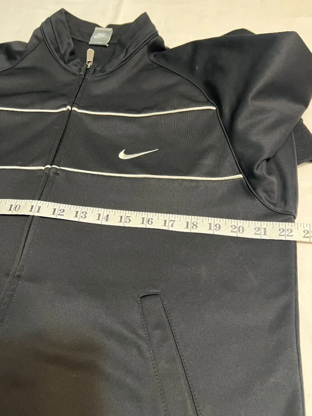 Nike Track Jacket Men's Size M Black Full Zip Athletic Sportswear Running Gym